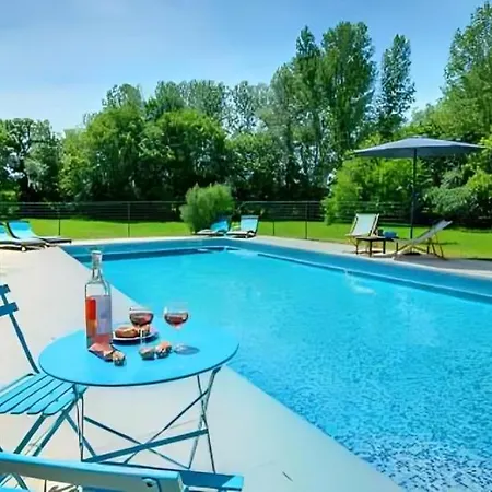 Maison Perigourdine Avec Piscine & Charme Ancien