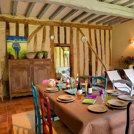 Maison Perigourdine Avec Piscine & Charme Ancien Holiday home