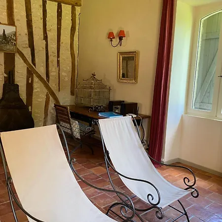 Holiday home Maison Perigourdine Avec Piscine & Charme Ancien *